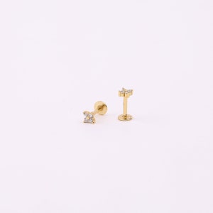 Flat Back Earrings Set, Gold Stud Earrings Set, Minimalist Earring Set for Multiple Piercings, Sterling Silver Flower Flatback Studs bild 5