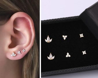 Parure de minuscules puces d'oreilles, petites boucles d'oreilles en or délicates prêtes à l'emploi, boucles d'oreilles en argent sterling avec fleurs pour plusieurs piercings