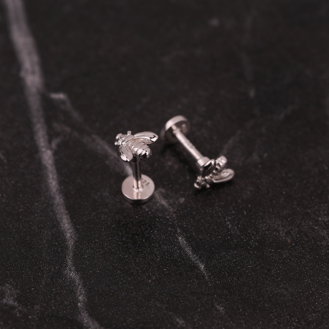 18G Bee Flat Back Stud Earring Sterling Silver Tiny Bee Screw Back Stud Earring Cartilage Piercing Stud Helix Stud Piercing Tragus Stud Etsy
