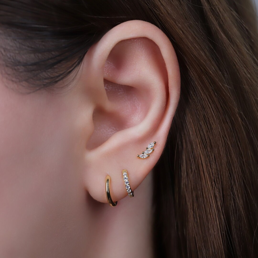 Mini Textured Latch Hoop Earrings Set main image 1