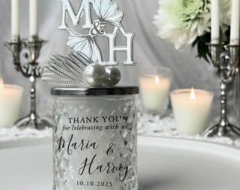 Personalisierte Monogramm Hochzeitskerze Gastgeschenke: Einzigartiges Design Deckel