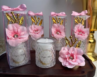 Personalisierte rosa Kerzen mit Blumenmuster als Gastgeschenke, Erinnerungsgeschenk mit individuellem Namen, Dekoration für eine Prinzessinnenparty, Gastgeschenk für die Babyparty eines Mädchens