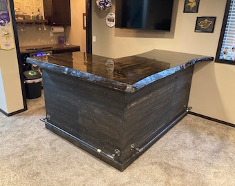 Live edge L shape bar