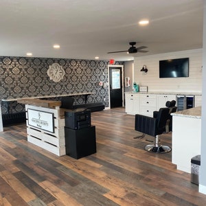 Reception desk