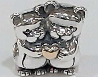 31mm x 25mm Solid 925 Sterling Silver Bear Hugs Charm Pendant with 2 Birthstones 31mm x 25mm Solid 925 Sterling Silver Bear Hugs Charm Pendant with 2 Birthstones