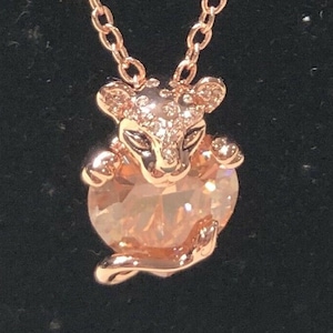 Lioness pandora charm hot sale