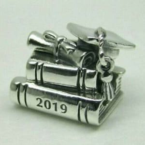 Pandora 2019 graduation best sale