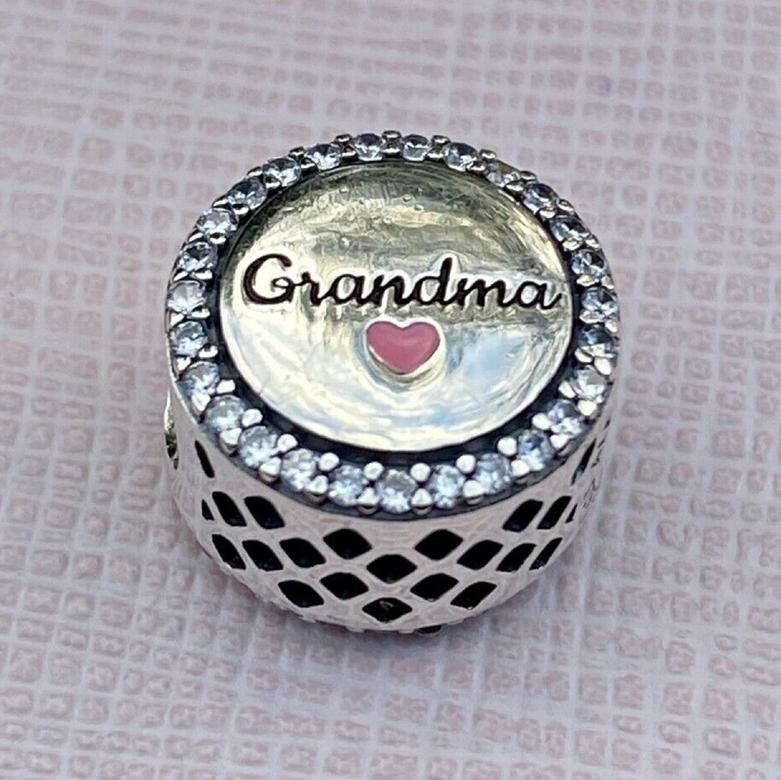 Super mom deals pandora charm