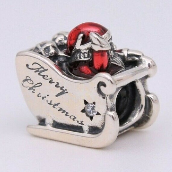 Pandora sleighing santa charm outlet