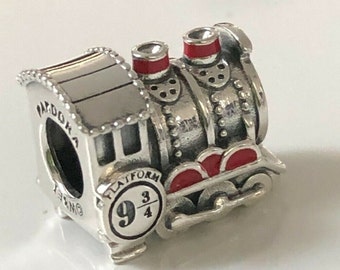 Mia Diamonds 925 Sterling Silver Solid Train Engine Charm 22mm x 12mm Mia Diamonds 925 Sterling Silver Solid Train Engine Charm 22mm x 12mm