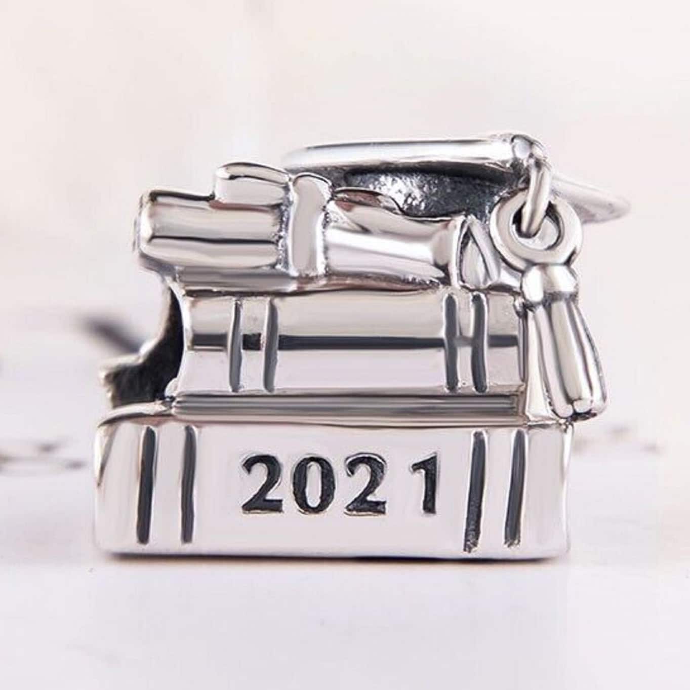 Pandora graduation charms 2021 discount