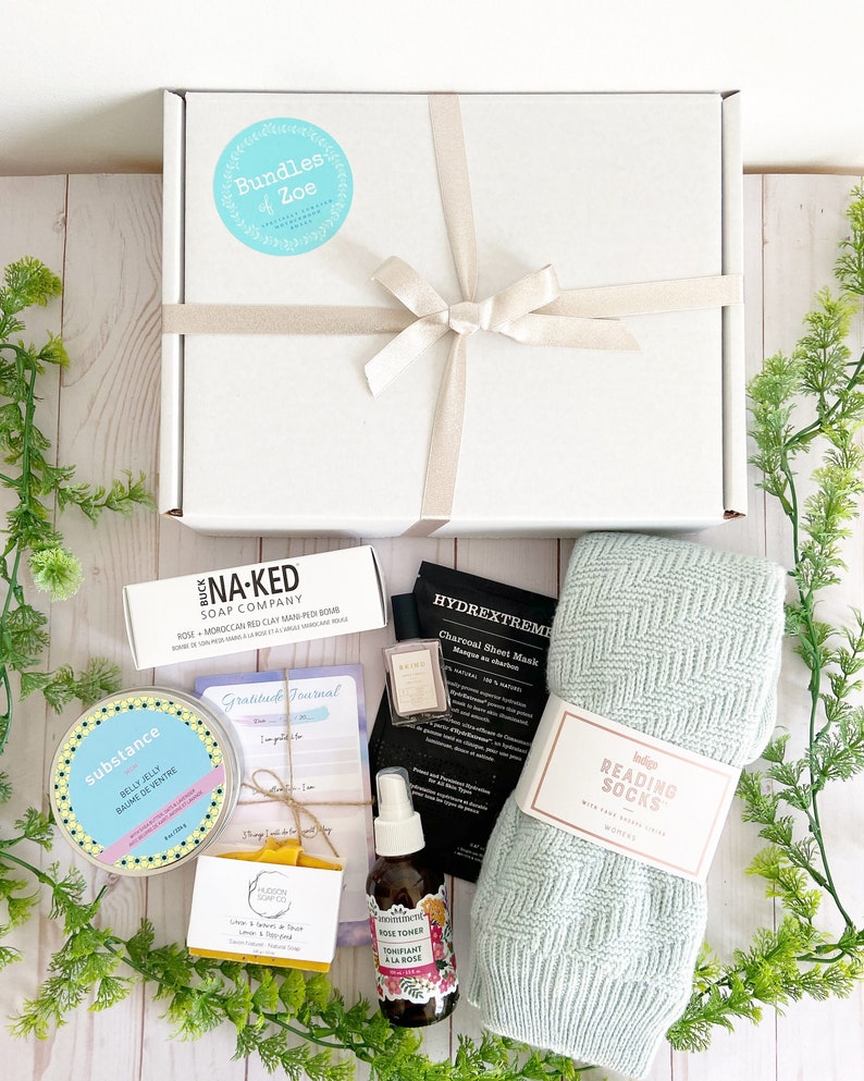 Pregnancy Gift Box for Mom to Be Pregnant friend Daughter