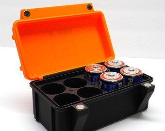 D Cell Battery Magnetic Storage Box, Holds 4 or 8 D cell batteries, magnetic closure