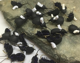 6 pcs Fishing Flies Premium black foam bugs Kamasan hook