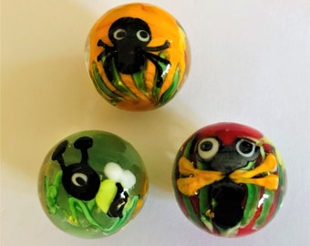 Exquisite Collection of 3 x Handmade Glass Marbles "Spider, Dragonfly & Bee"-16MM