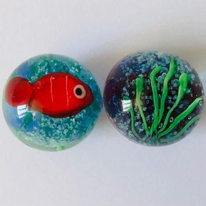 2 x Handmade Luminous Fish Glass Marbles 22mm