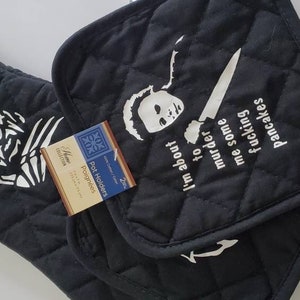Michael Meyers, Jason Vorhees, Freddy, movie pot holder set, funny potholder set, grilling set, funny horror film potholder set/scary movie