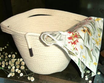 Handmade Sourdough Bread Basket: Dough Proofing Bowl with Napkin
