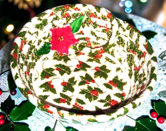 Small Holly Fabric Rope Bowl-Poinsettia Holiday Coiled Design