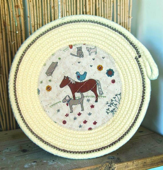 Handmade Trinket Rope Bowl-Farmhouse Fabric Design-Barnyard Animal Basket