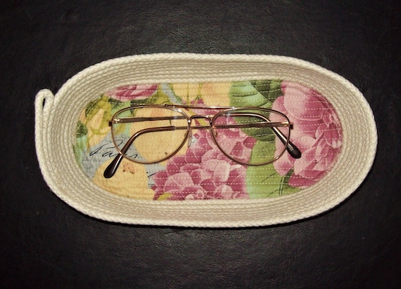 Oval Cotton Rope Bowl: Vintage Rose Fabric, Shabby Chic Basket