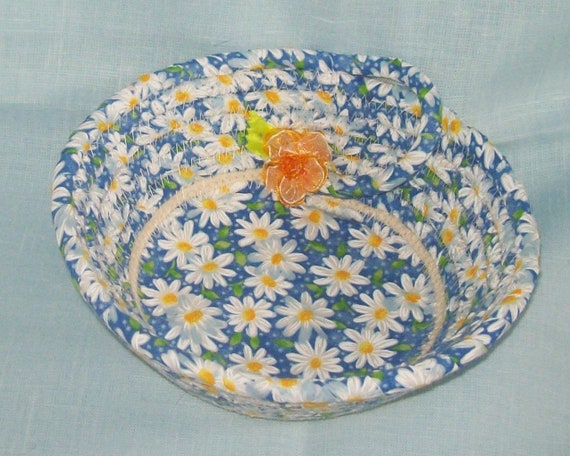 Daisy Floral Rope Bowl: Handmade Coiled Fabric Wrapped Trinket Dish