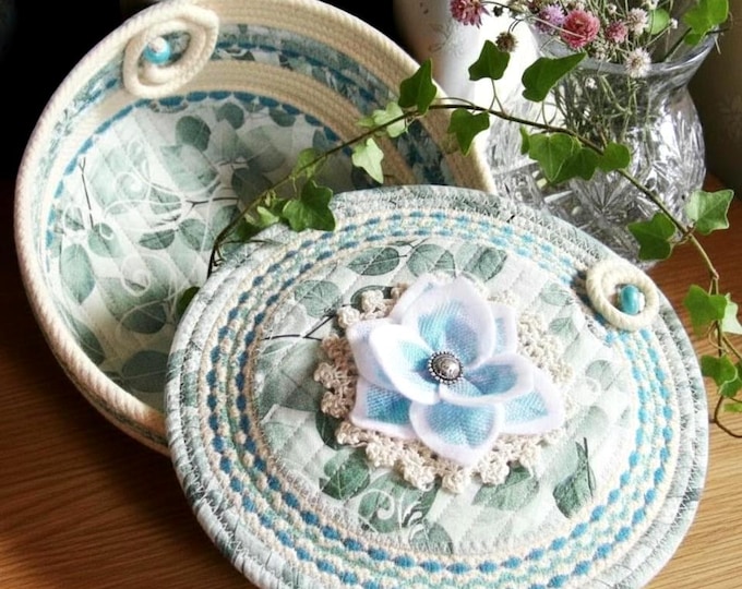 Handmade Coiled Rope Bowl:lidded keepsake box