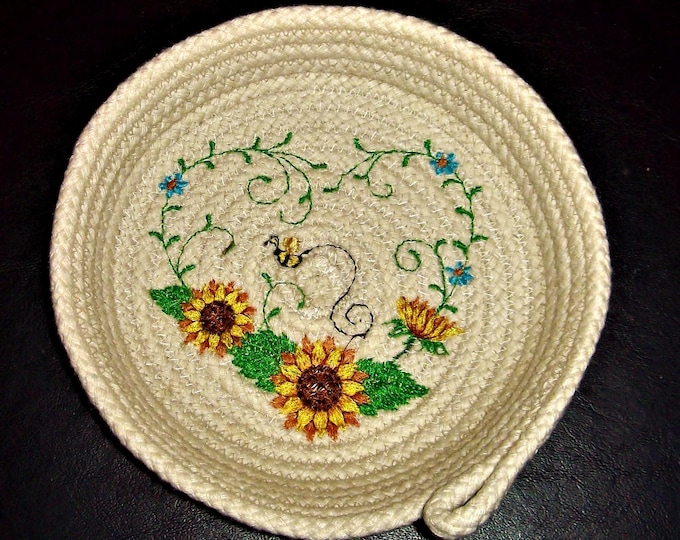 Embroidered Sunflower Rope Bowl: Small Bee & Floral Trinket Dish