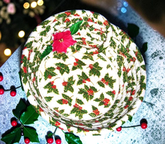Small Holly Fabric Rope Bowl-Poinsettia Holiday Coiled Design
