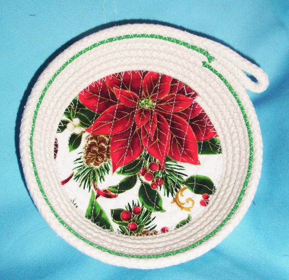 Handmade Poinsettia Rope Bowl: Holiday Decor Accent