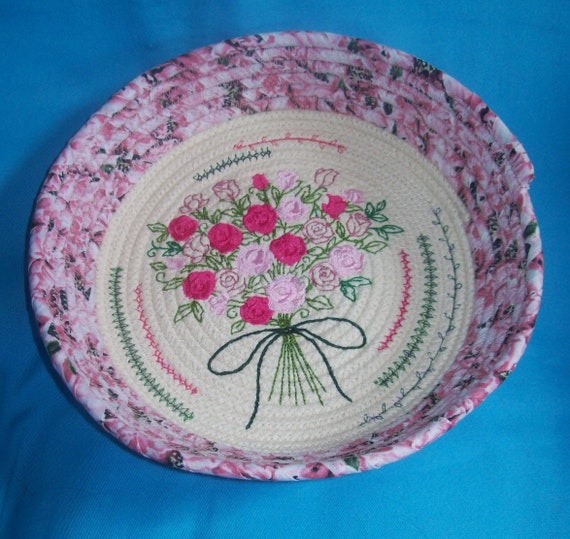 Embroidered Rose Bouquet Rope Bowl: Handmade Fabric Wrapped Basket