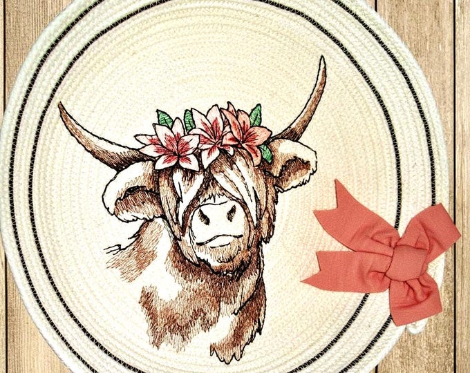 Embroidered Highland Cow Rope Bowl: Farmhouse Decor Basket (10 inch)-Lace Bow & Cow Head