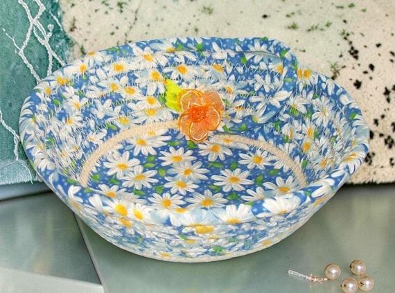 Daisy Floral Rope Bowl: Handmade Coiled Fabric Wrapped Trinket Dish