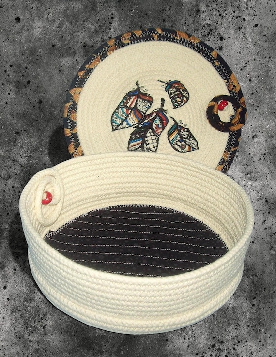 Embroidered Feather Rope Bowl: Lidded Keepsake Storage Box