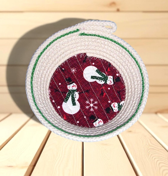 Snowmen Fabric Rope Bowl: Holiday Trinket Basket