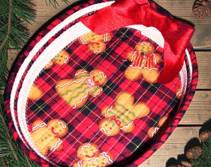 Gingerbread Man Rope Basket: Handmade Checkered Christmas Bowl