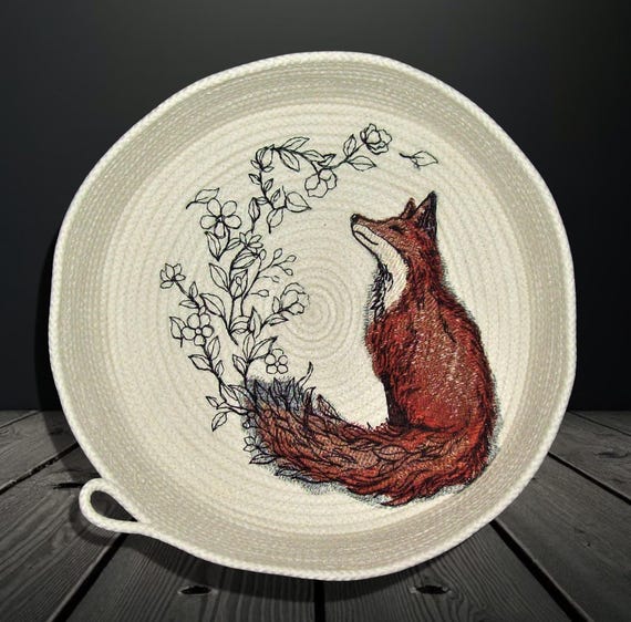 Embroidered Fox Rope Bowl: Handmade Cotton Cord Basket