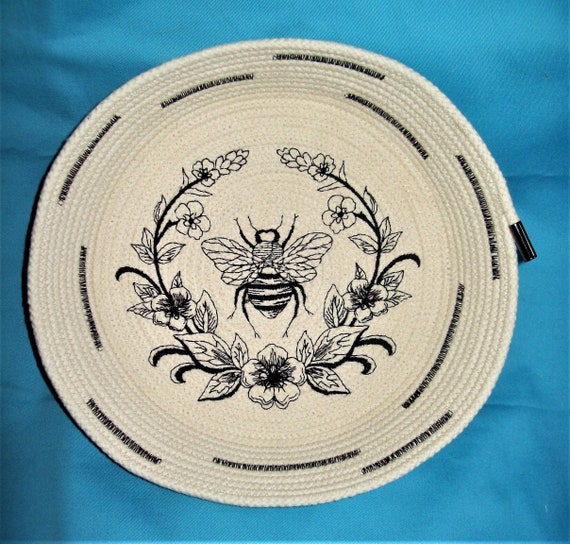 Embroidered Rope Bowl: Regal Bee Design, Handmade Cotton Basket