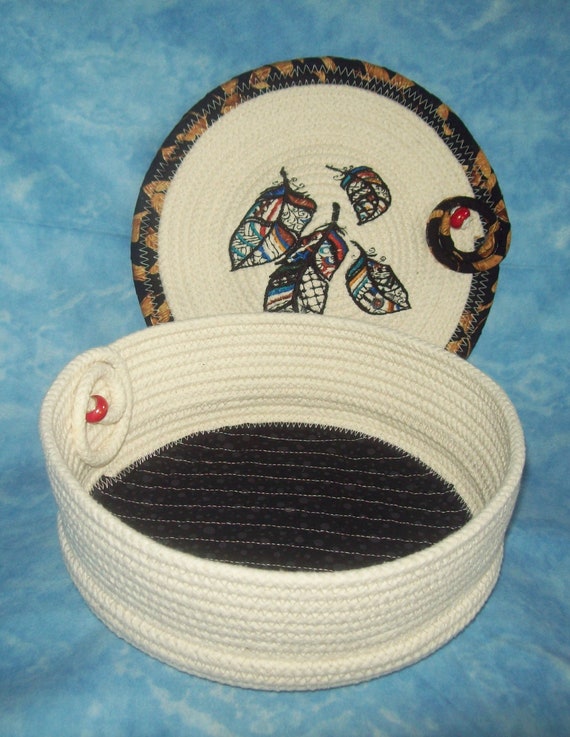 Embroidered Feather Rope Bowl: Lidded Keepsake Storage Box