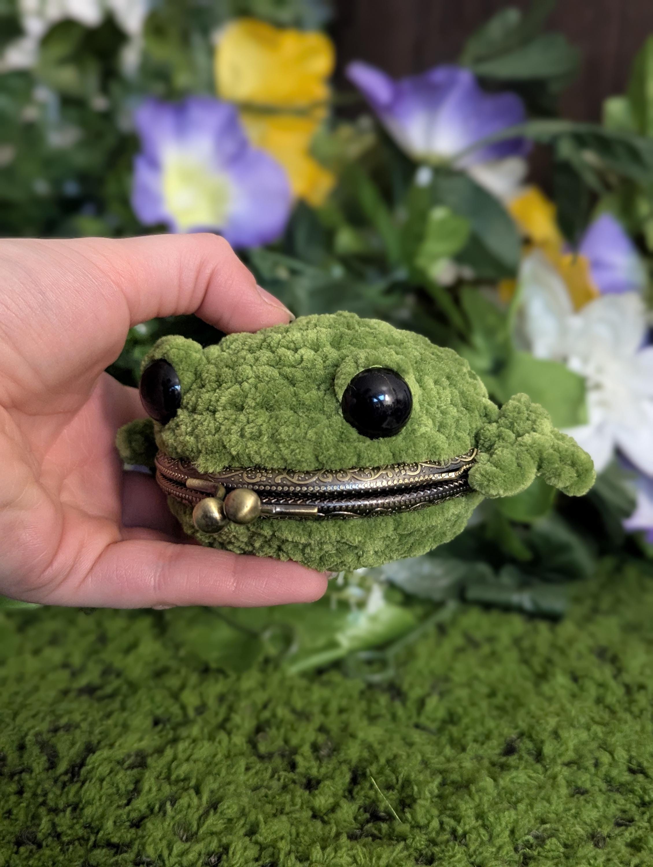 Rupert the Ribbiting Coin Purse Crochet Pattern | DIGITAL DOWNLOAD