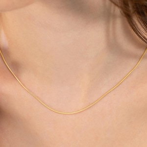 Snake Chain Necklace, Dainty Gold Snake Chain, Layering Chain, Minimalist Necklace, Unisex Chain, Everyday Jewelry, Silver Chain for Pendant