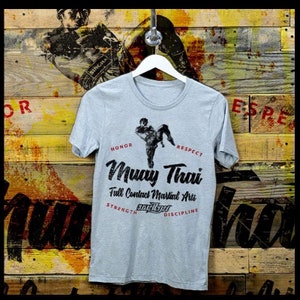 Muay Thai Tailandia Sak Yant luchador respeto y honor Tatuaje Thai Boxer Martial Arts Camiseta