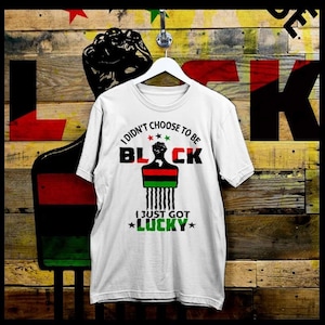 Black History Month Afro Pick with fist T-Shirt African American Civil Rights Activist Black culture symbol black History Tee