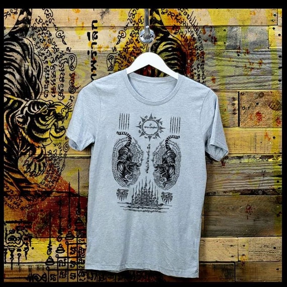 Muay Thai Kickboxing Fighter T-Shirt Tiger Sak Yant Muay Thai Kickboxing Fighter T-Shirt Tiger Sak Yant