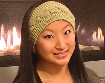 Single cable, hand knit headband/earwarmer