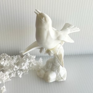 Vintage Wilton Wedding Cake Song Bird Topper; Large Dove, Lovebird for Cake Decorations, Favors or Crafting; 1970s Original Style
