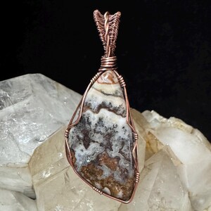 Rhyolite Jasper Wire Wrapped Necklace - Rustic Stone Pendant, USA Handmade Boho Chic Gift imagem 3