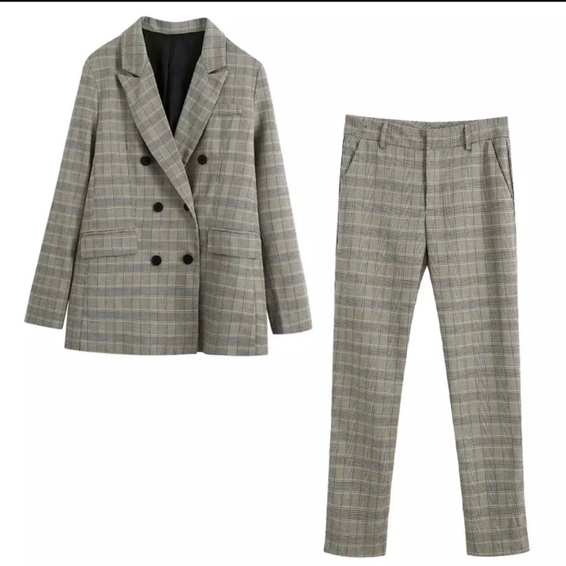 Two piece suit #doublebreasted #brownsuit #blazer #suittrousers #officewear U.K 10