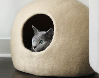 Felt Cat Cave: Cat Cocoon Hideaway - Handmade New Zealand Wool Cat Cave - Modern Cat Bed with Minimalist Design - Cat House - Globe Cat Bed