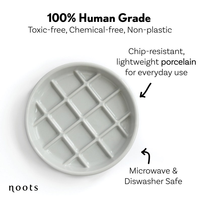 100% human grade pet slow feeder. Made of porcelain. Chip resistant and lightweight. Microwave and dishwasher safe